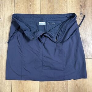 Columbia Omni-Shield Skirt/Skort Hiking Active Size 10 Women’s Navy